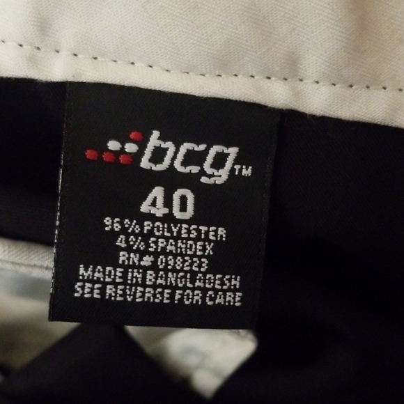 BCG Men's Golf Shorts - Picture 3 of 4